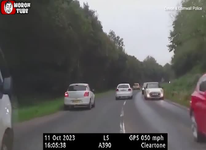 Video :He avoids the cops by driving 160 km-h in traffic